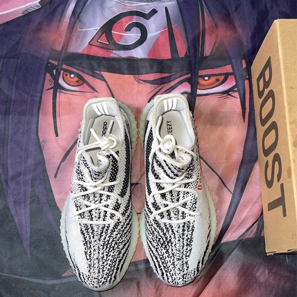 Adidas yeezy boost 350 v2 “Zebra” - Picture 2 of 4